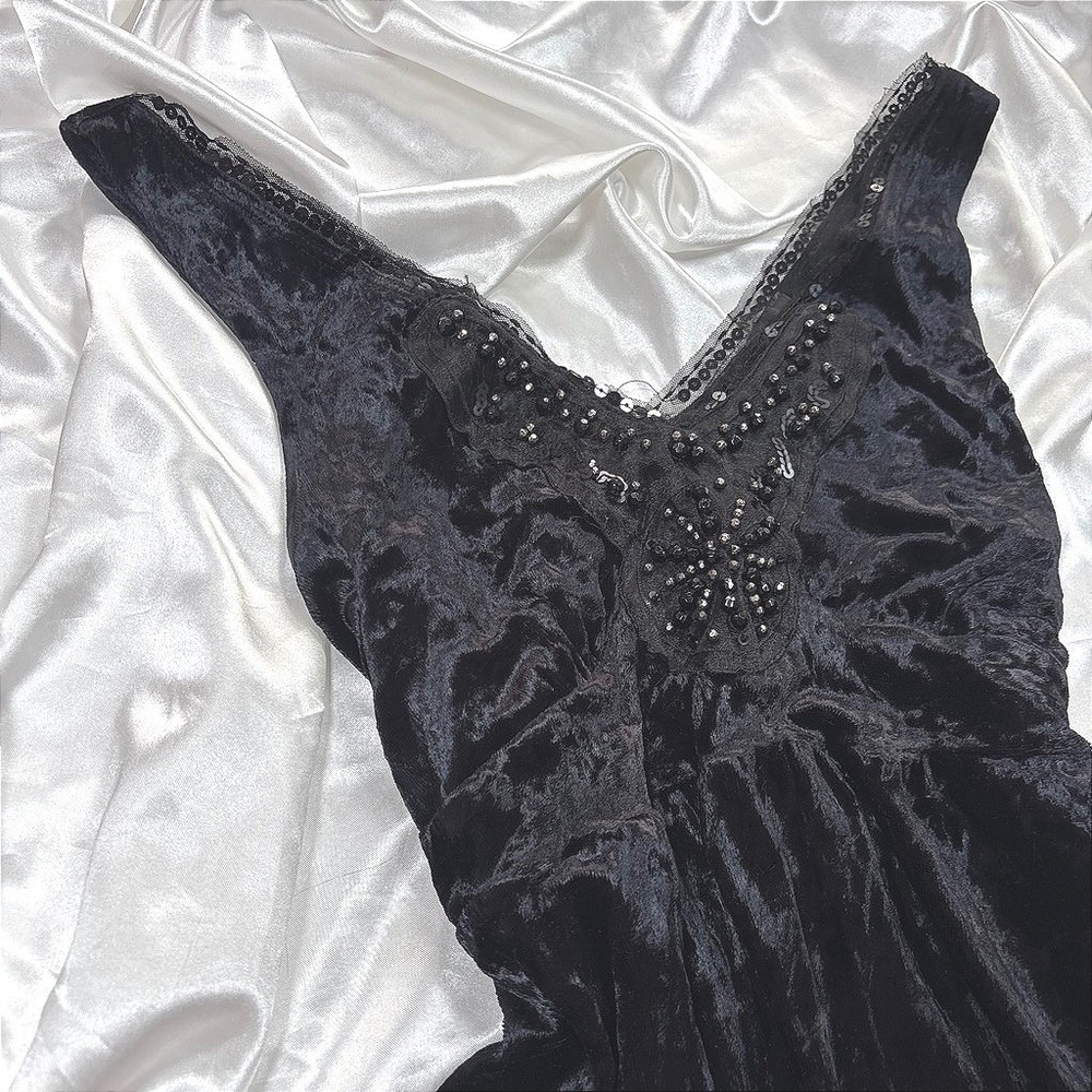 y2k Express Top Black Excellent Crushed Velvet Beaded Sequin Asymmetrical Hem M
